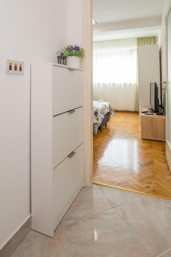 Apartman Doris,Self Check In Сплит Экстерьер фото